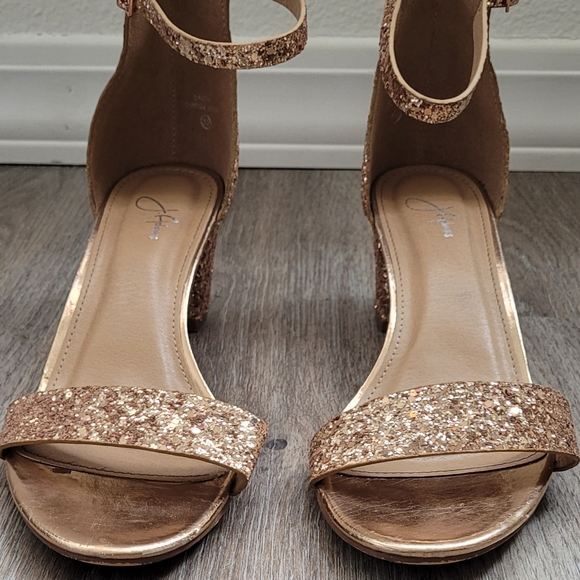 J. Adams "Daisy" Shoe size 10 in Champagne Glitter - Picture 7 of 8